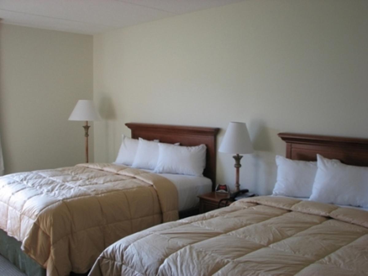 Chief Logan Lodge Hotel & Conference Стая снимка